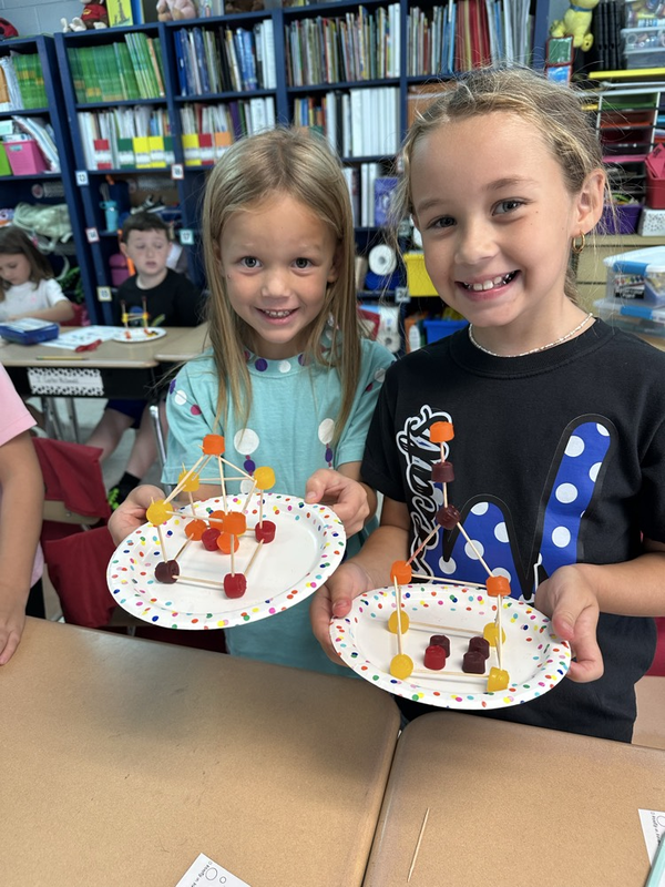 Miss Delk’s students posing with dot structures