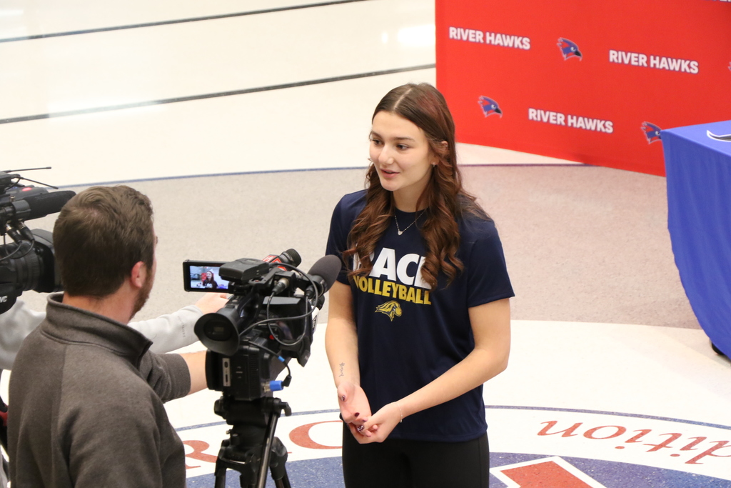 Maggie Hamed NLI Signing 