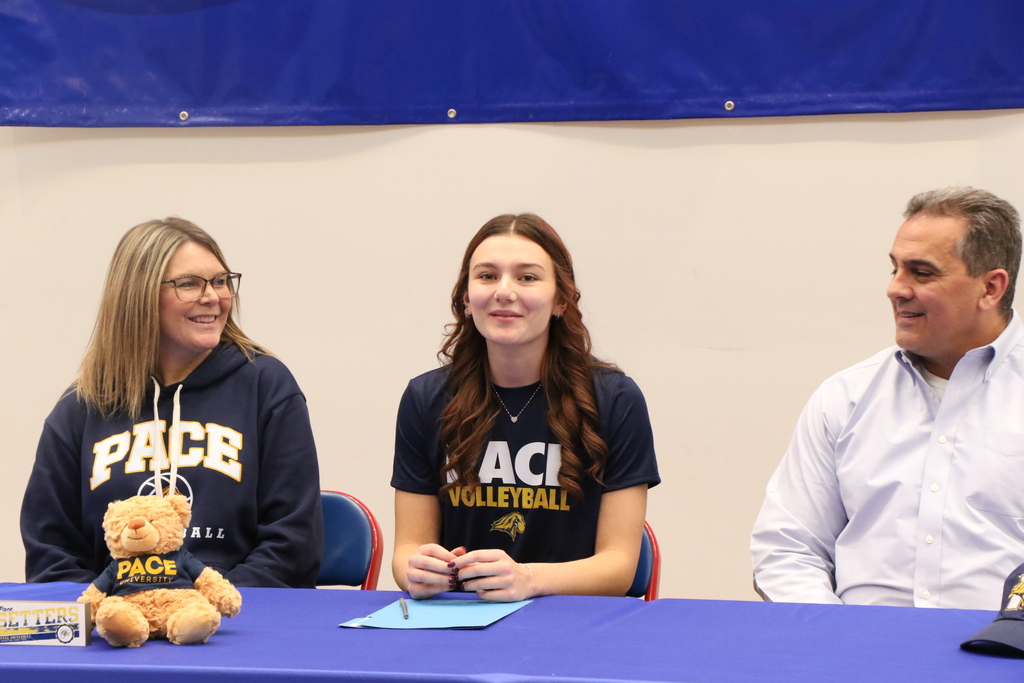 Maggie Hamed NLI Signing 