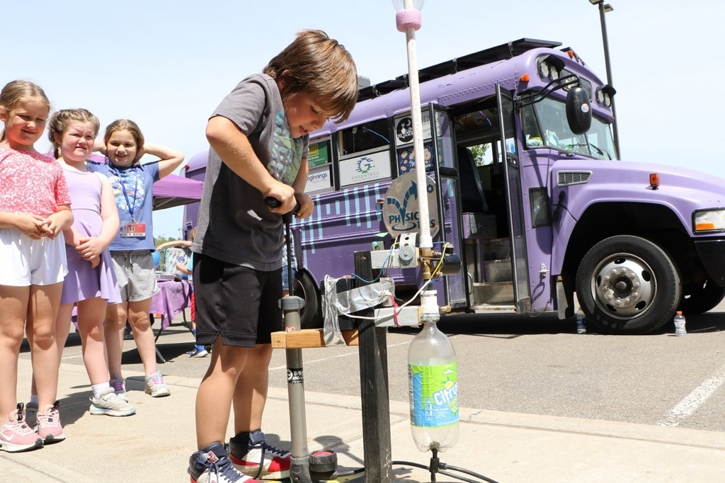 Physics Bus At OES