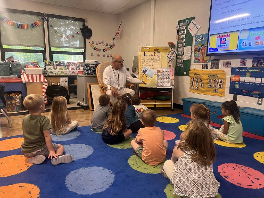 AES Guest Reader In UPK
