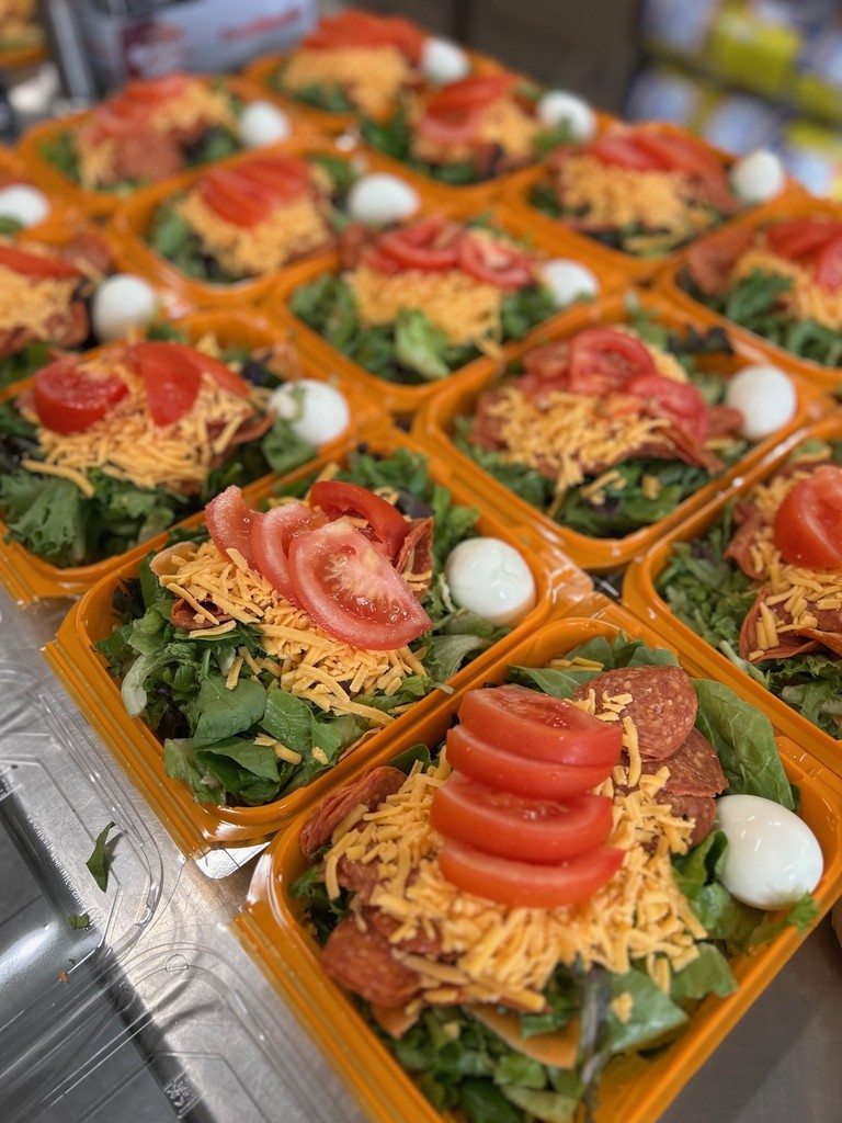 Salad Boxes in Preparation