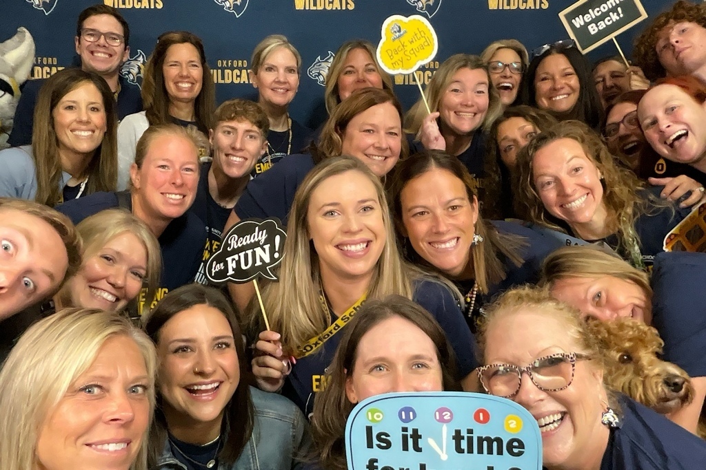 Staff Welcome Back- Photo Booth