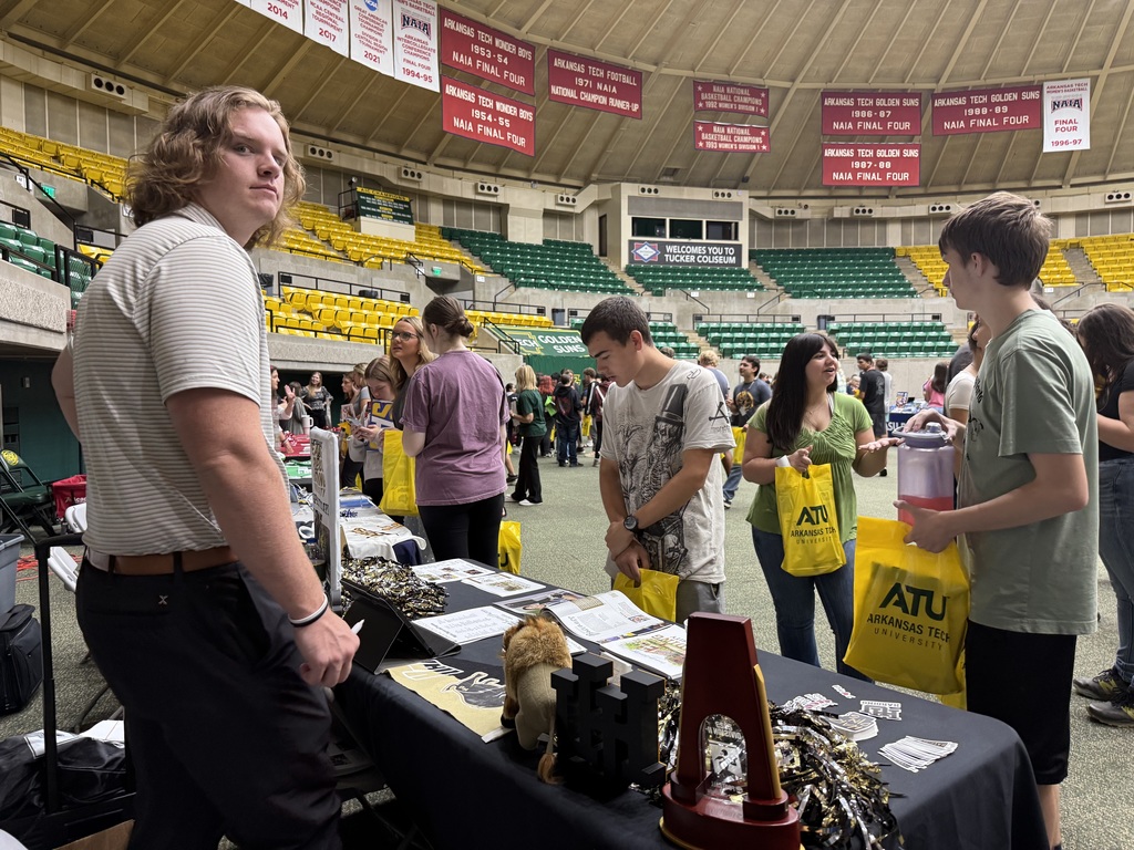 OHS seniors attend College Planning Program at Arkansas Tech University.