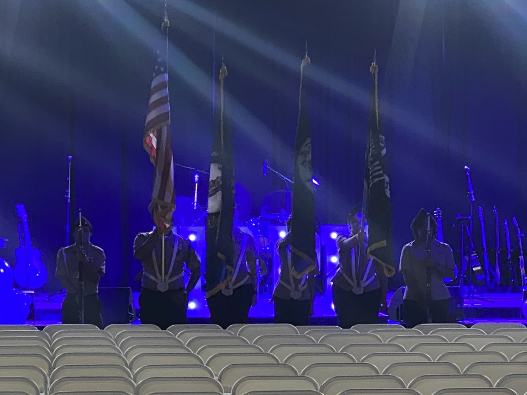 Photo of a color guard presenting the colors