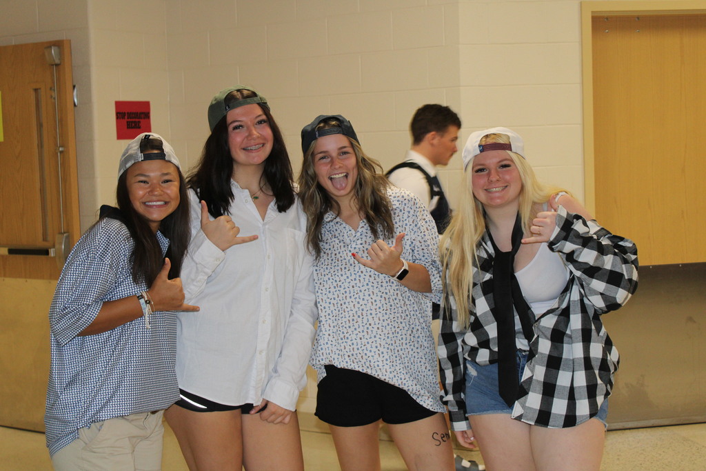 Sorority vs Frat