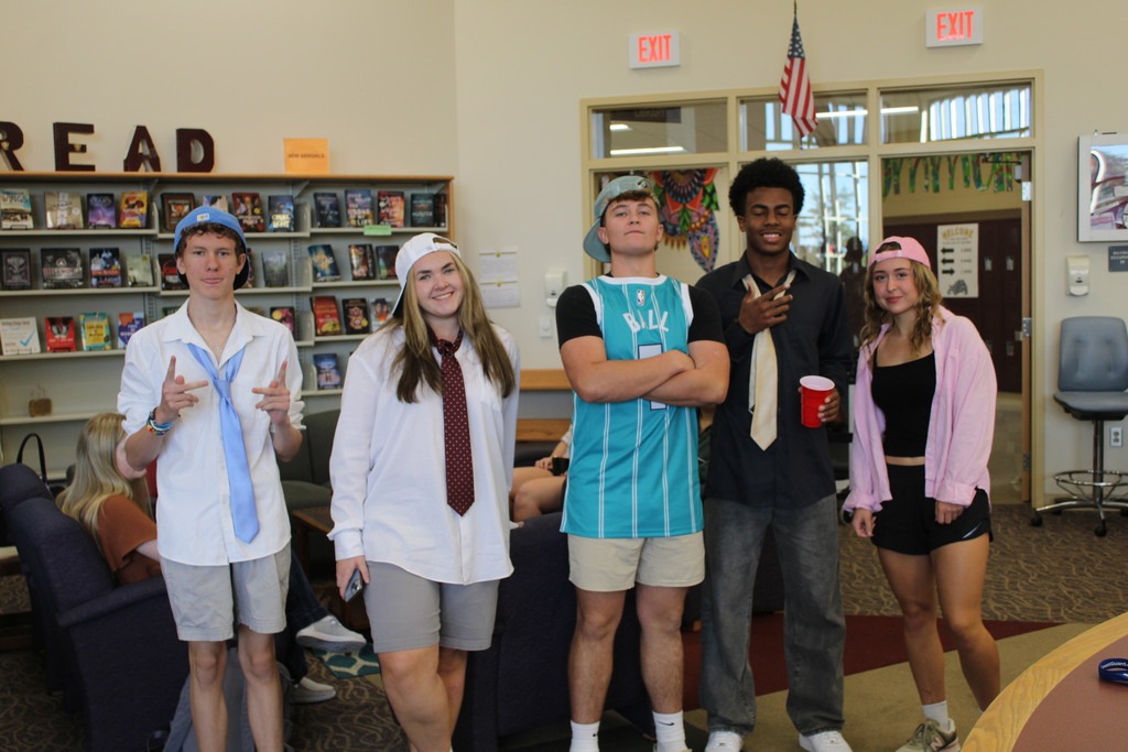 Sorority vs Frat