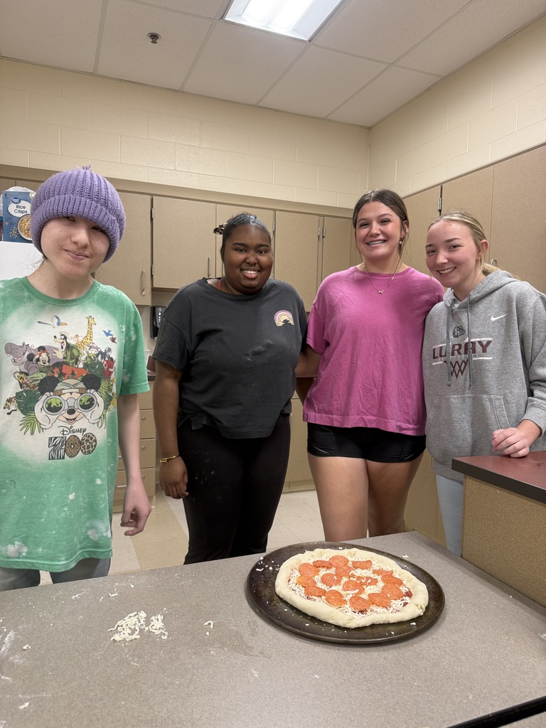 Making pizza