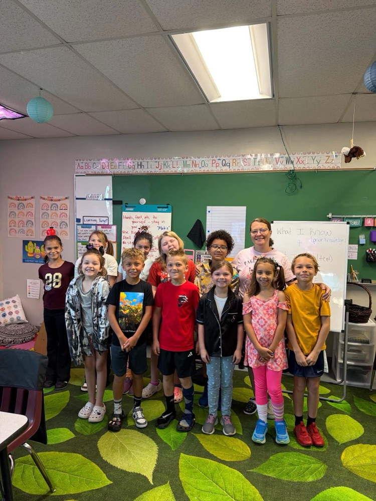 mix matched kids in 4th grade