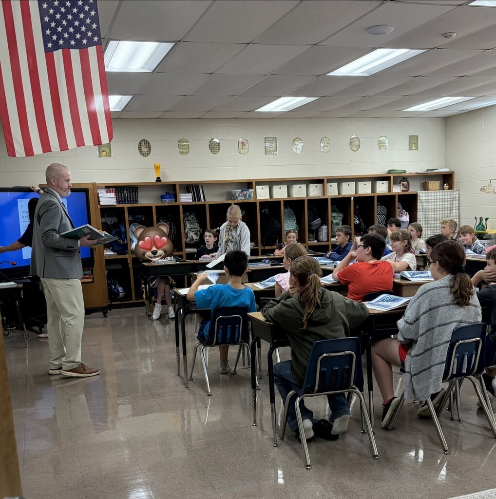 Dr. Huber visits Mrs. Keim's class at Springfield Elementary School 