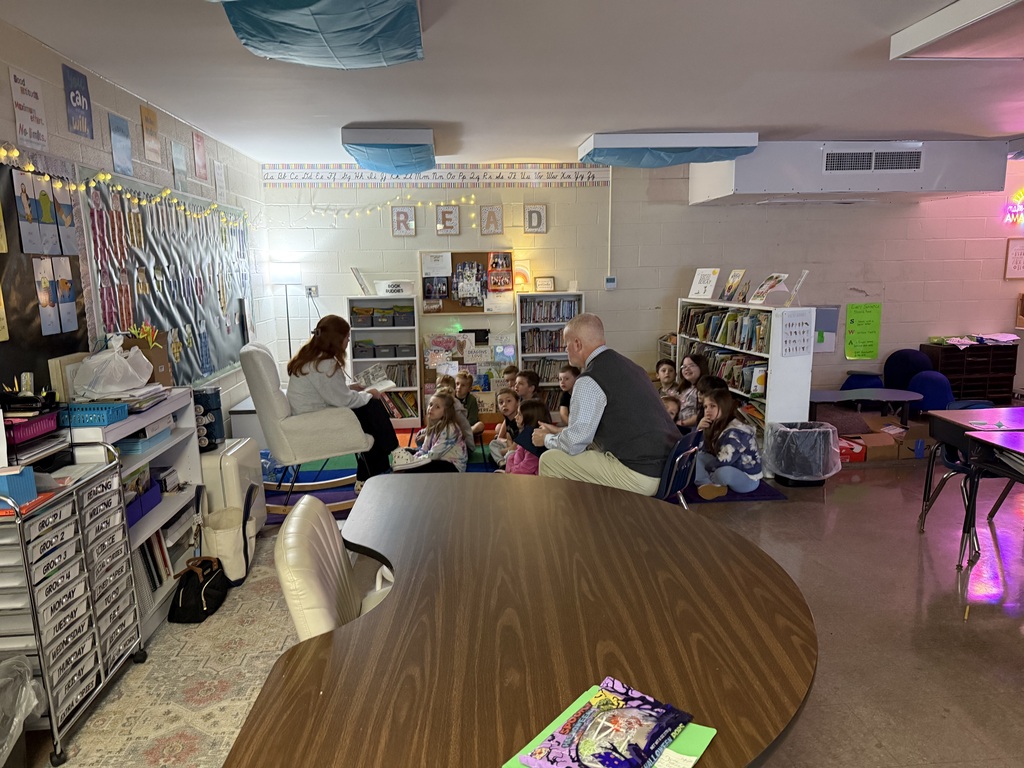 Dr. Huber visits Springfield 2nd grade 