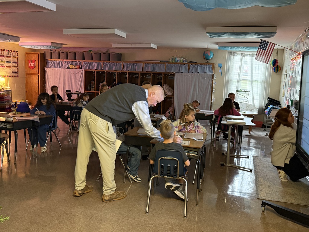 Dr. Huber visits Springfield 2nd grade 