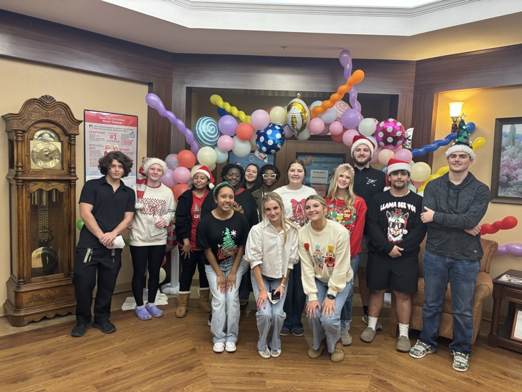 PHS Interact club brings joy to Legacy nursing home residents today! Such a blessing for all involved!!! Joy, joy, joy! ❤️Mrs. McGuire