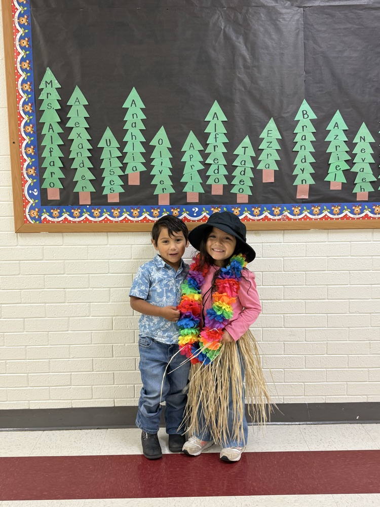 It’s an Hawaiian Christmas at Washington.