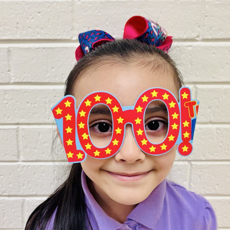 Charlotte Juarez in Ms. Carrizales Pre-K class can count to 100!!