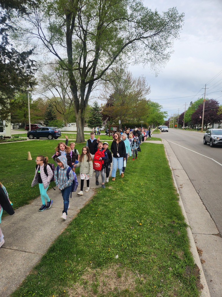 walk to school 