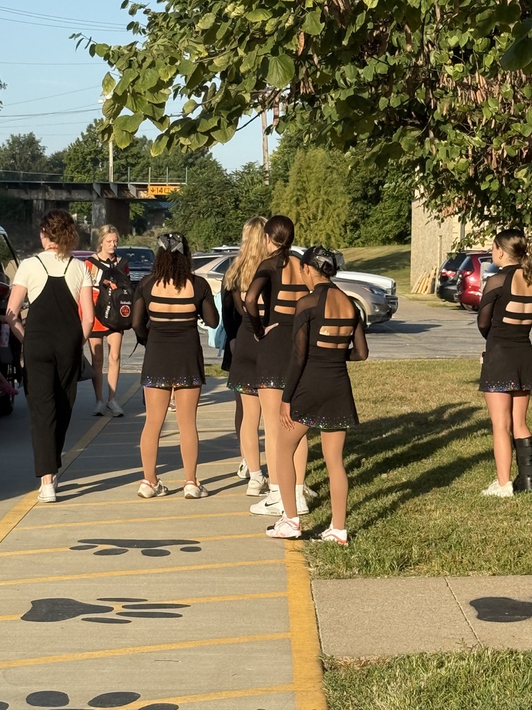 Poms at morning arrival