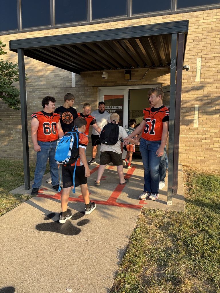 Fan Friday PHS at PES