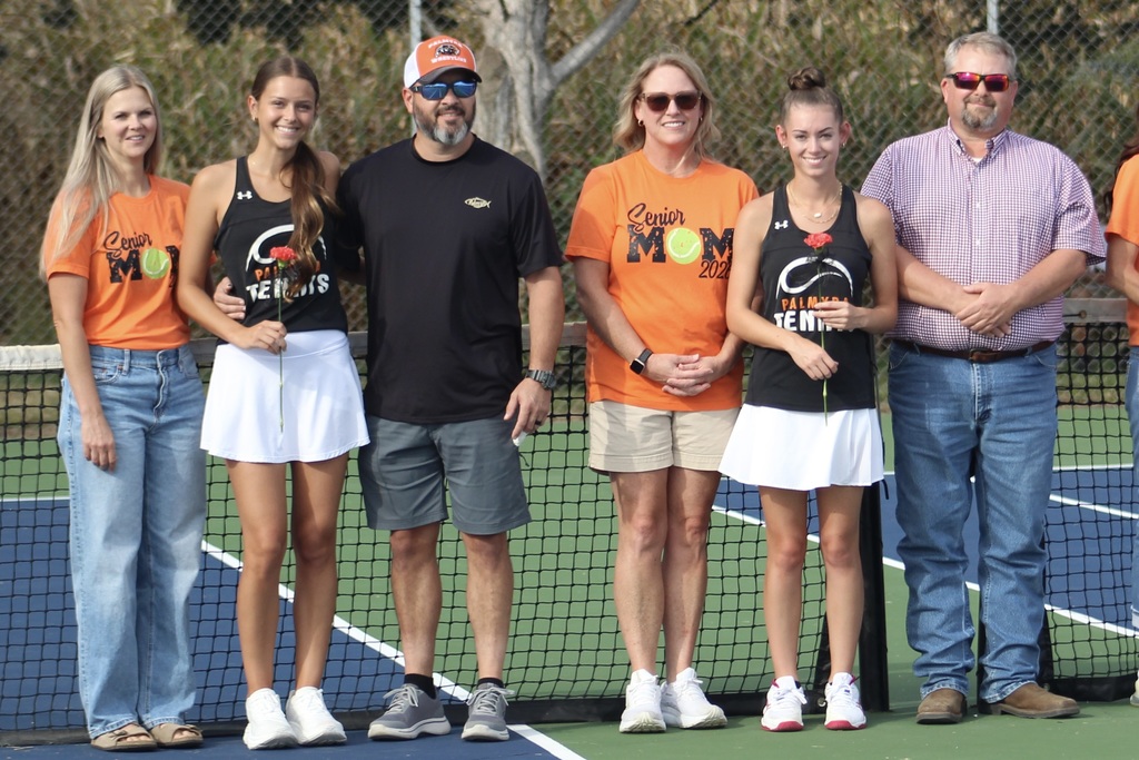 Senior night tennis
