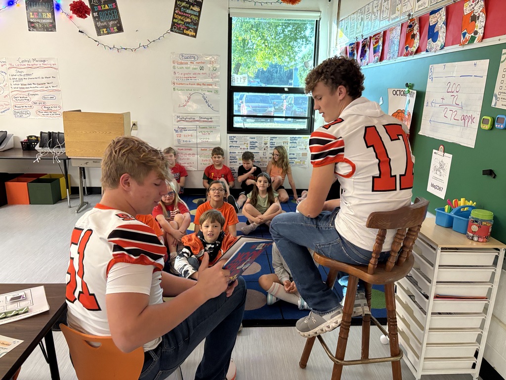 Panther Fan Friday PHS and PES Students