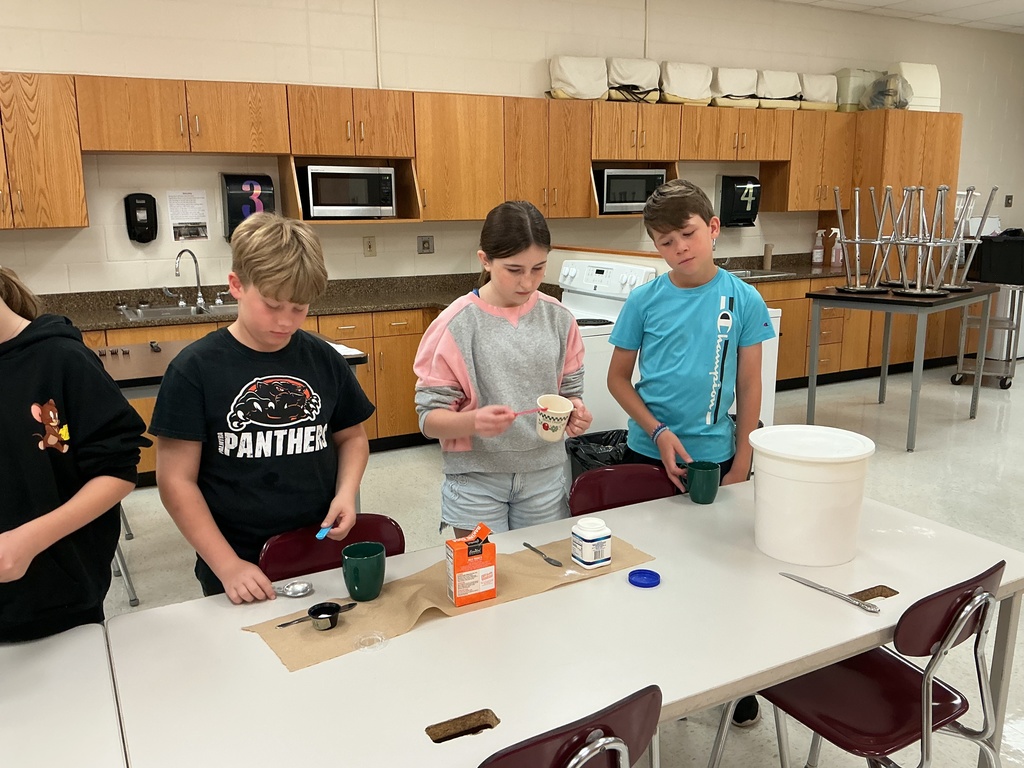 FACS 6th grade making Microwave Mug Pizza