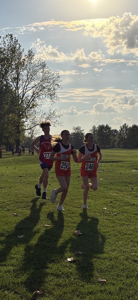 Middle School Cross Country Runners at final meet in Monroe City