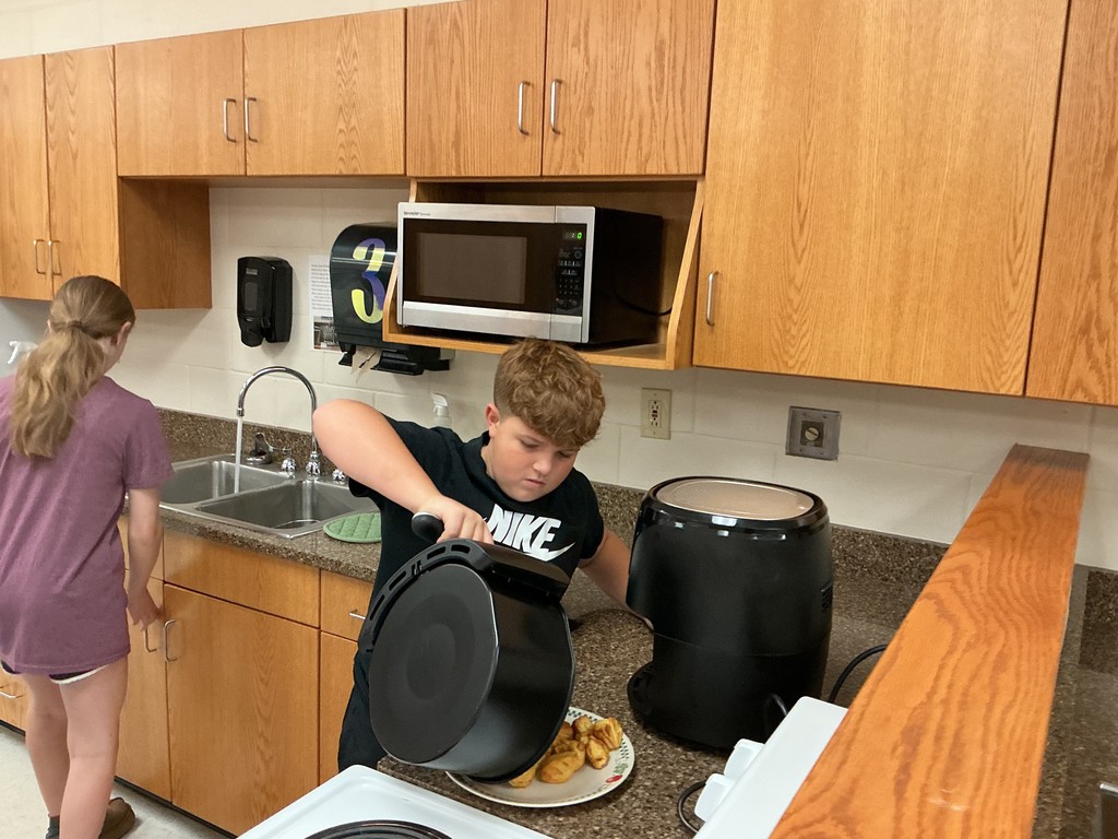 FACS class making air fryer donuts