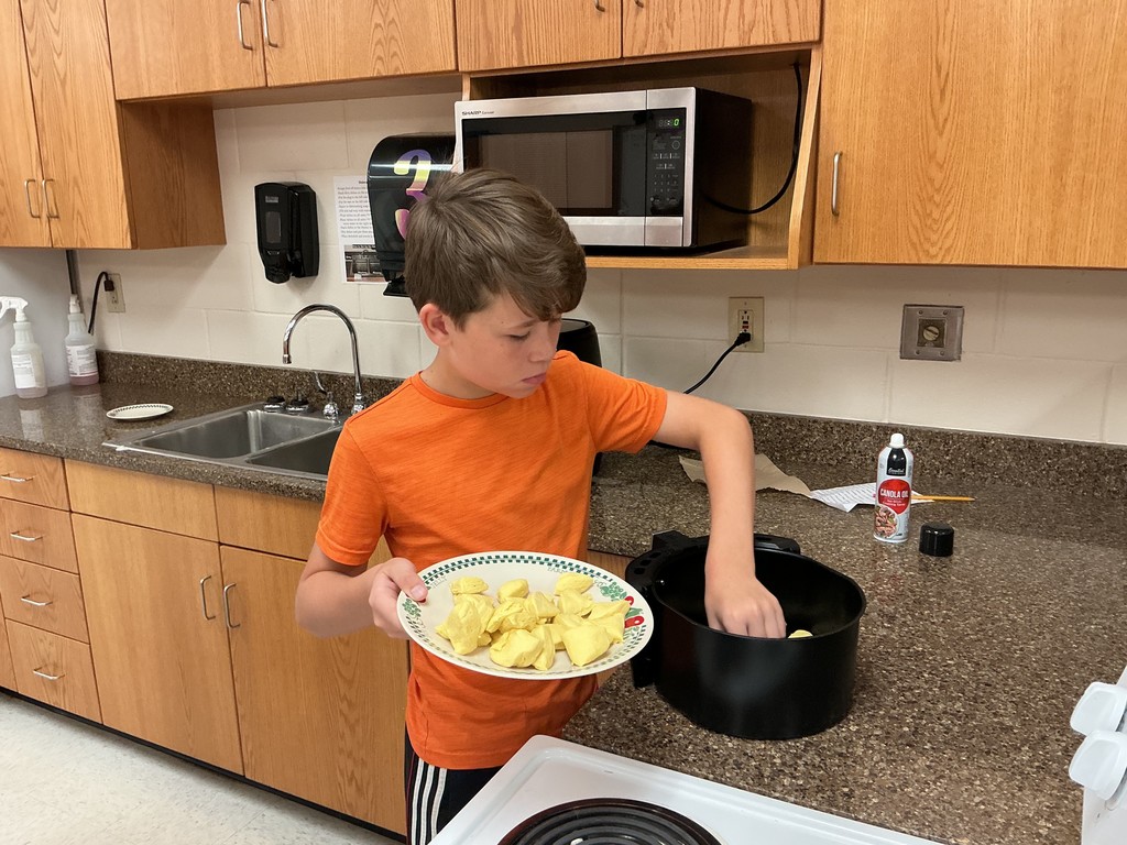 FACS class making air fryer donuts
