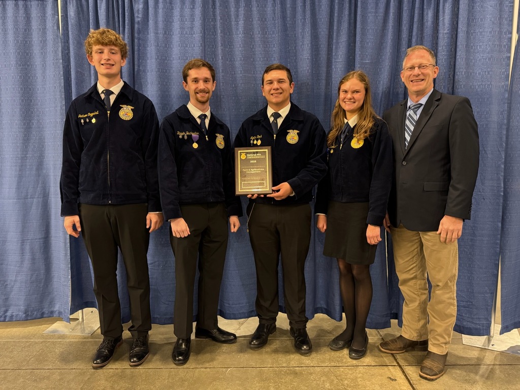 National 6th place Farm Mgmt team