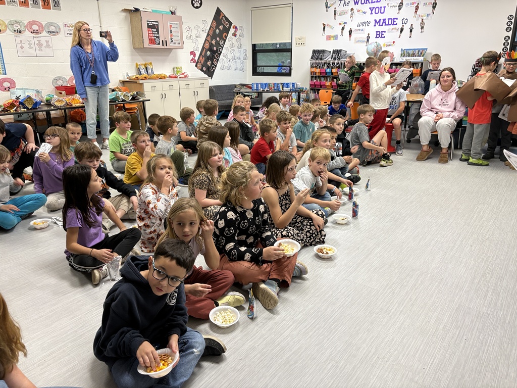 2nd grade perform The Great Turkey Race