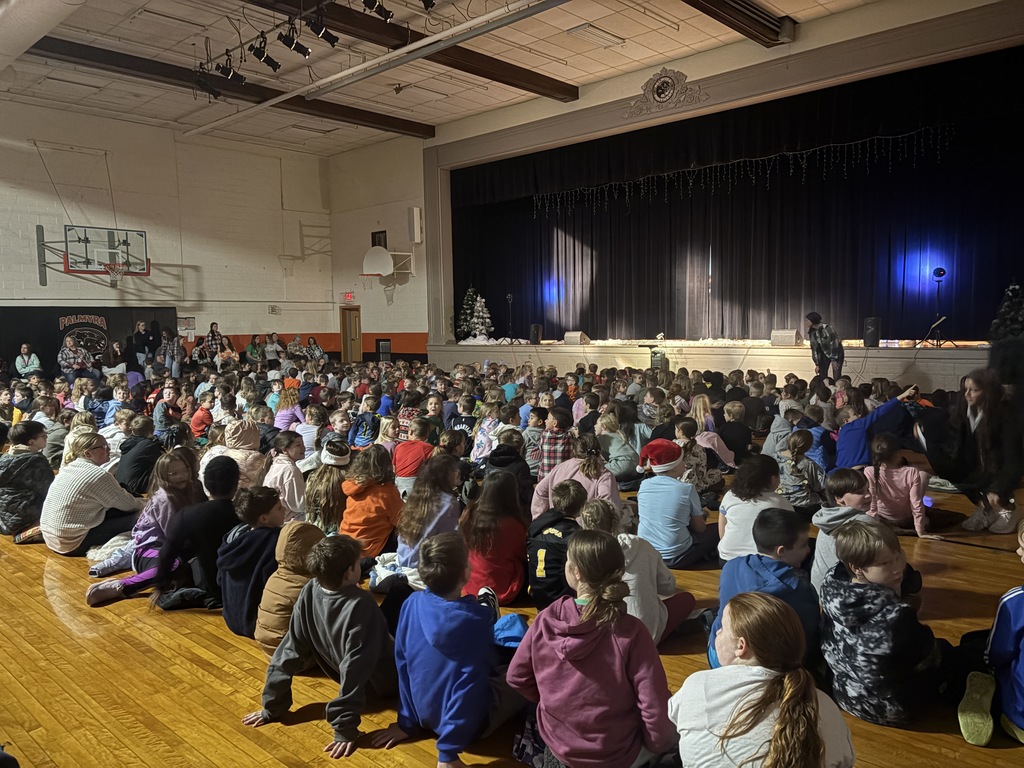 Holly Jolly Jalopy Junior Singers performance