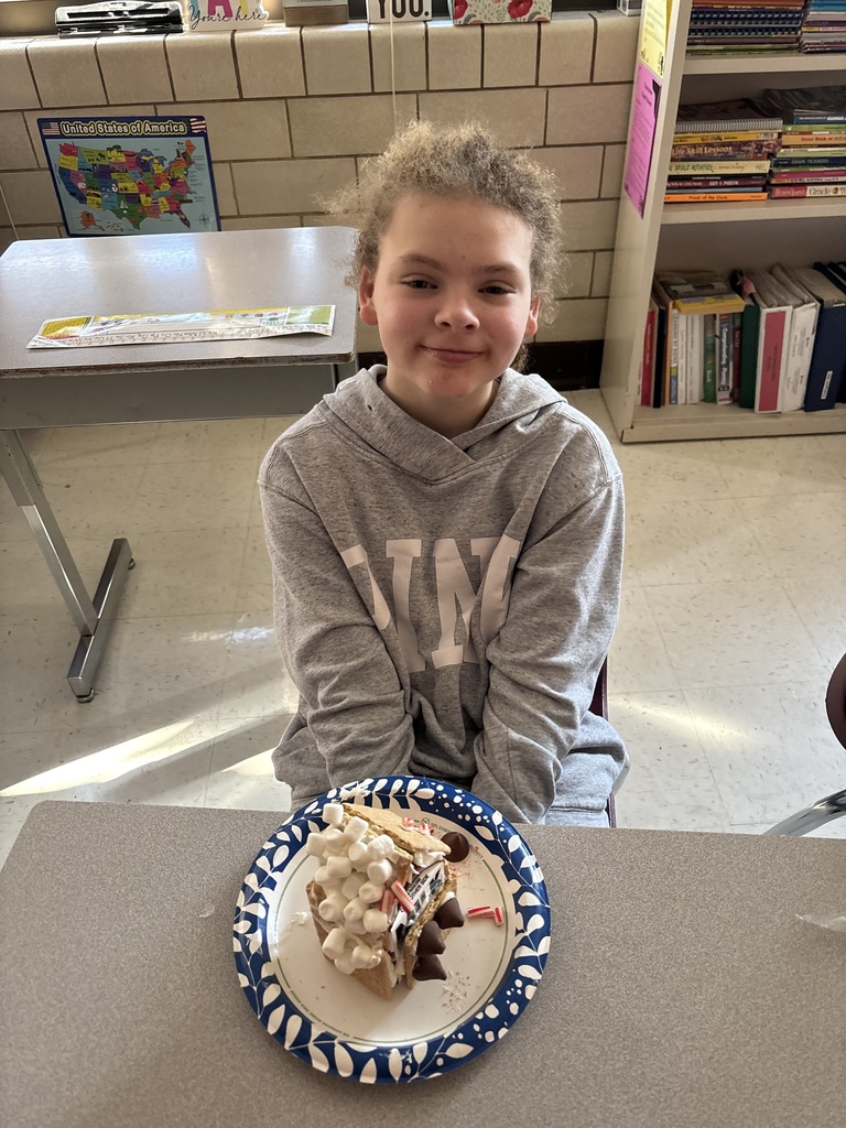 Mrs. Hermsmeier students created gingerbread houses