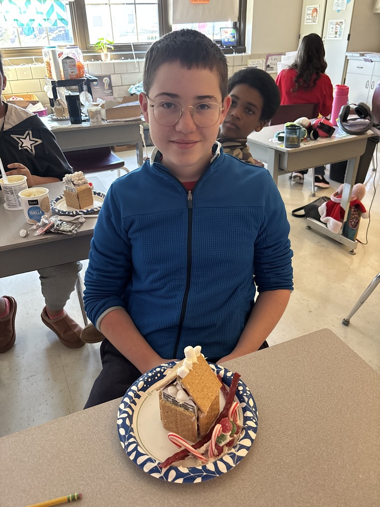 Mrs. Hermsmeier students created gingerbread houses