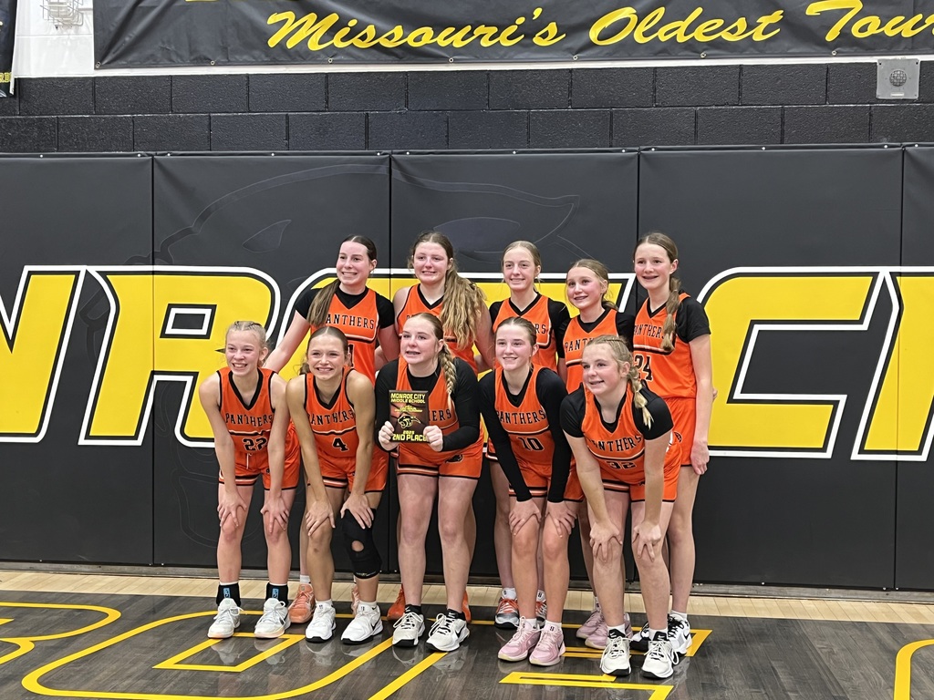 Palmyra Middle School 8th grade girls basketball team placed 2nd in the Monroe City tourney