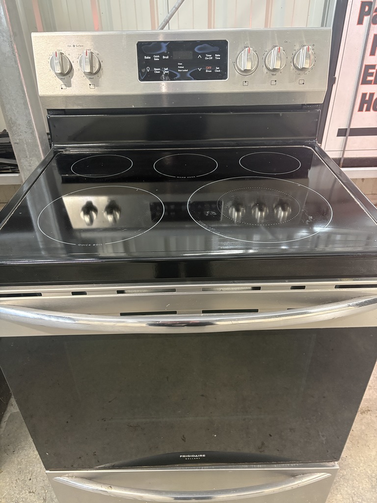 4 Frigidaire Gallery electric oven