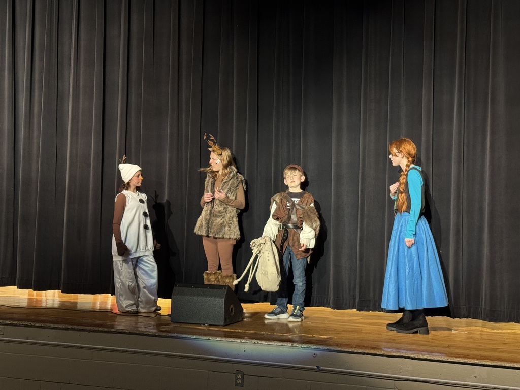Frozen Jr performed by Palmyra Middle School