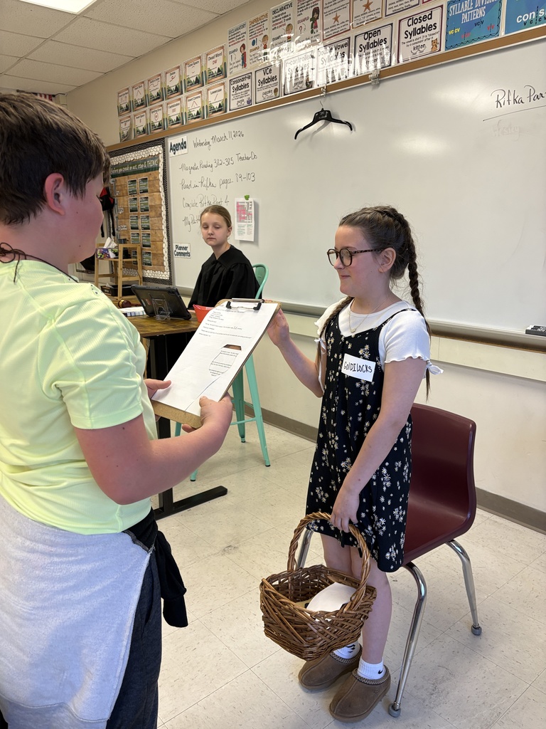 5th grade social studies mock trial bailiff swearing in witness