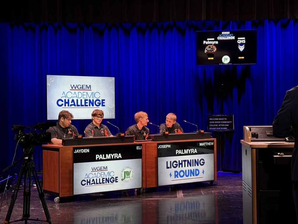 PHS Quiz Bowl team prepares for play