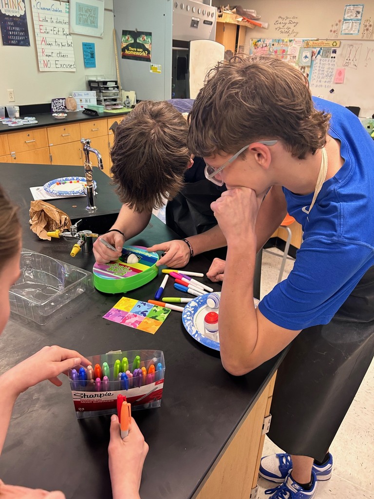 egg dying and marker magic in Integrated Science