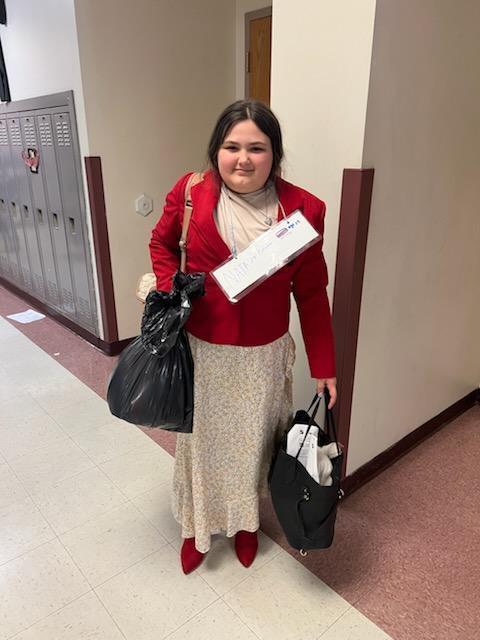 Student dressed for Ellis Island simulation