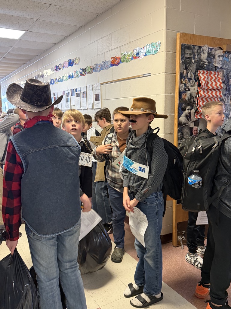 Students dressed for Ellis Island simulation