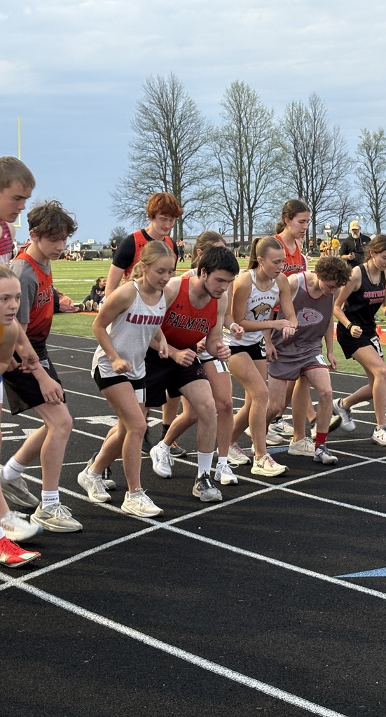 Landon starting line of 3200 m