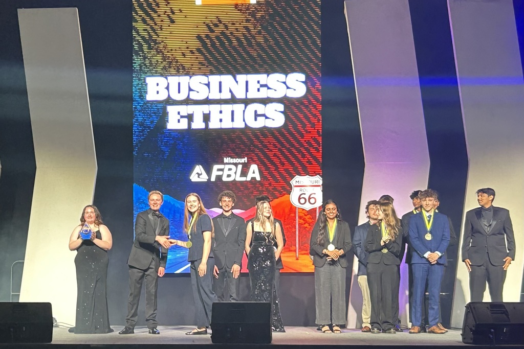 Palmyra High School FBLA Student who placed in Business Ethics competition
