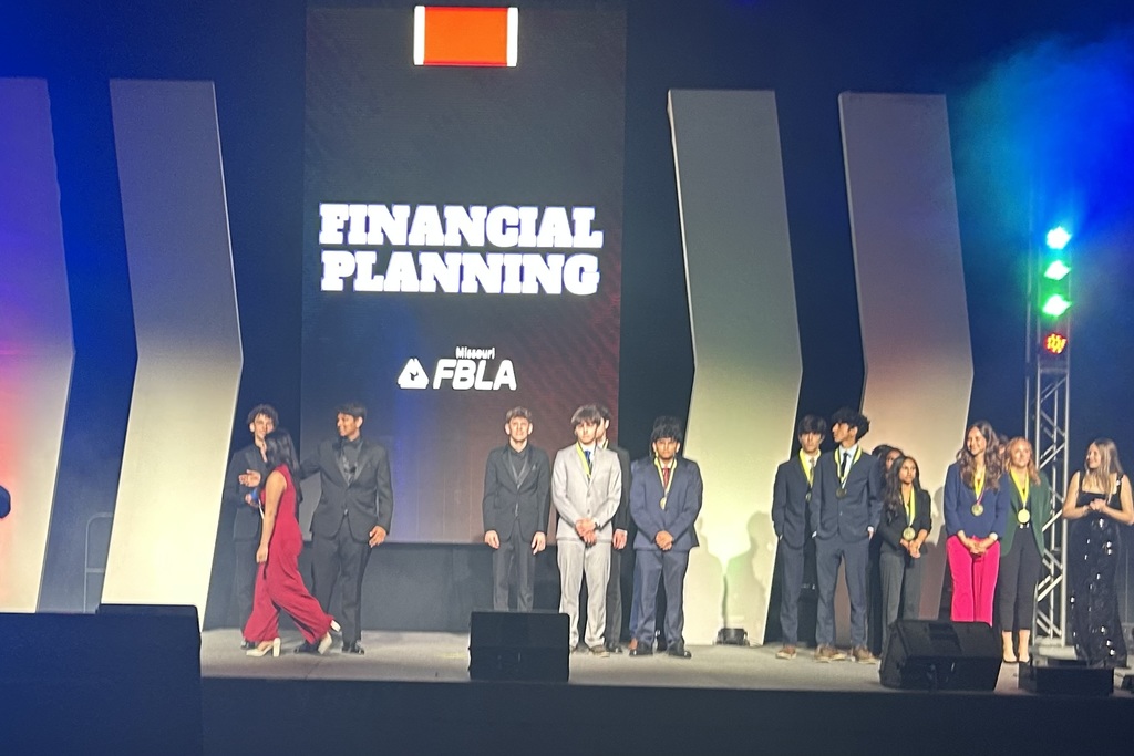 Palmyra High School FBLA Student who placed in Financial Planning competition