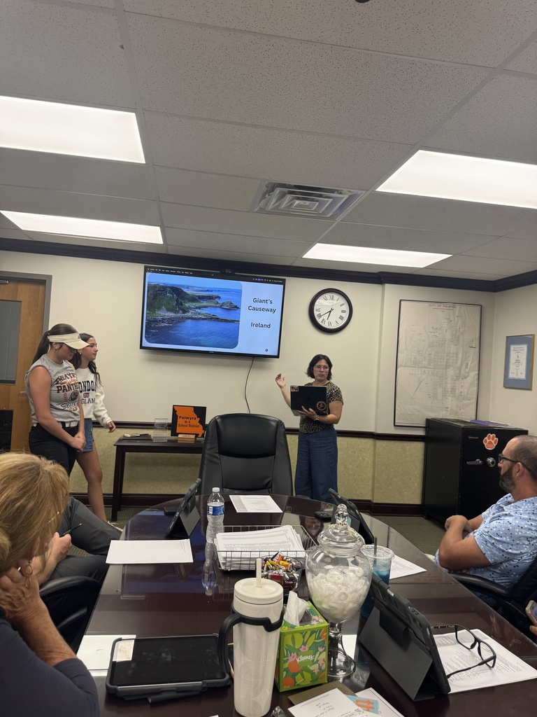 Mrs. Fountain and students discuss their Europe trip