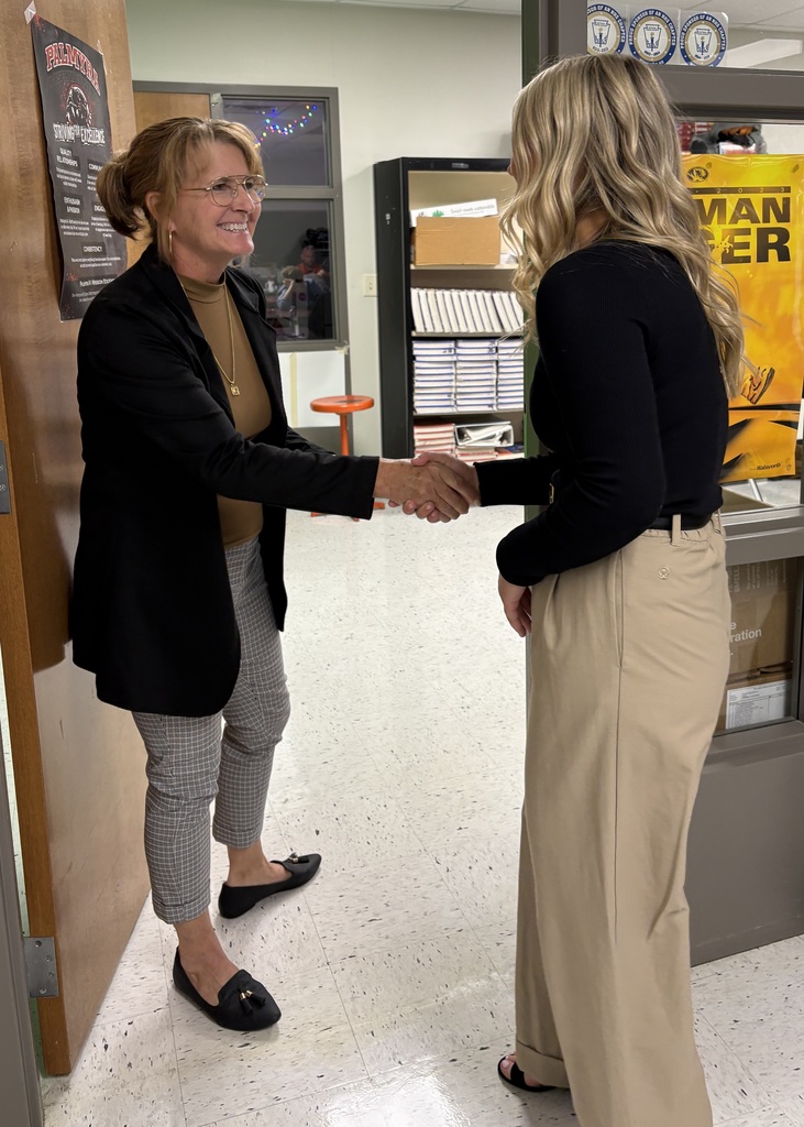 student introducing themself during mock interview 