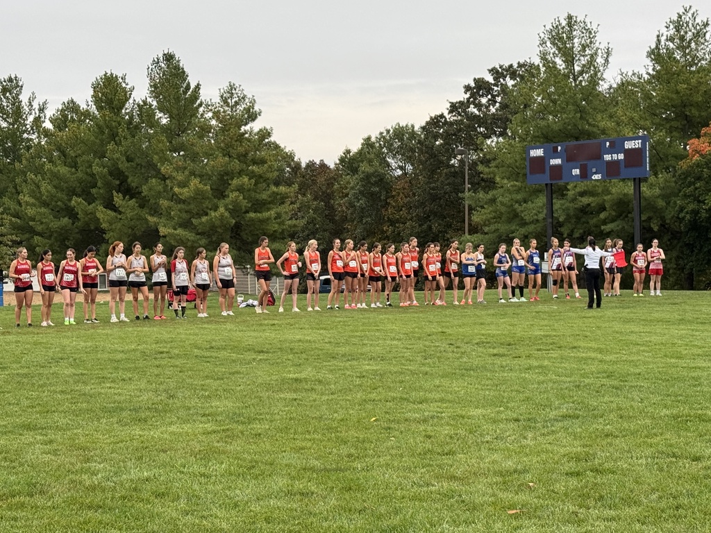 girls XC team on starting line