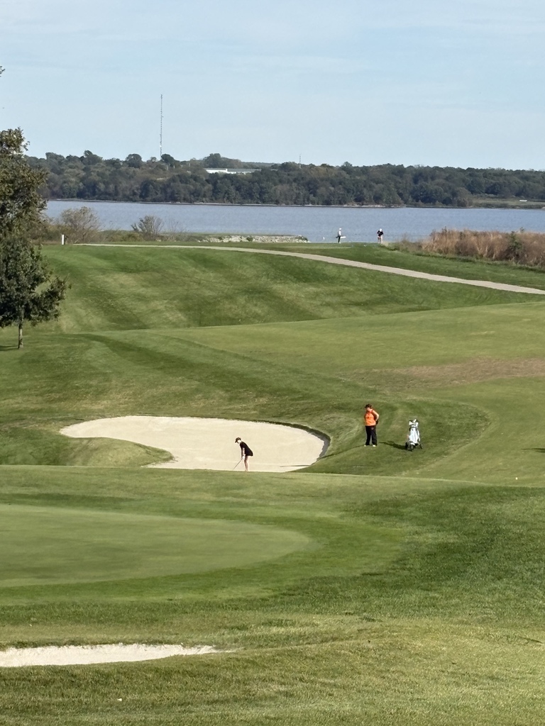 golfer chipping the ball