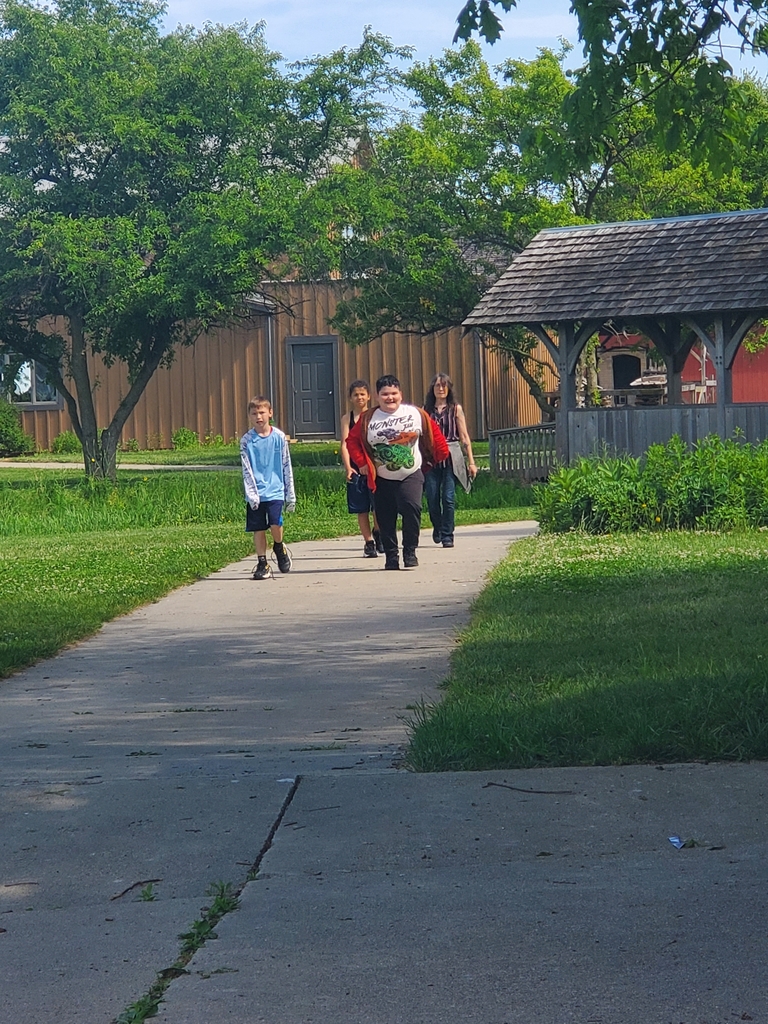 Students had a ton of fun exploring the different areas of Sauder Village!