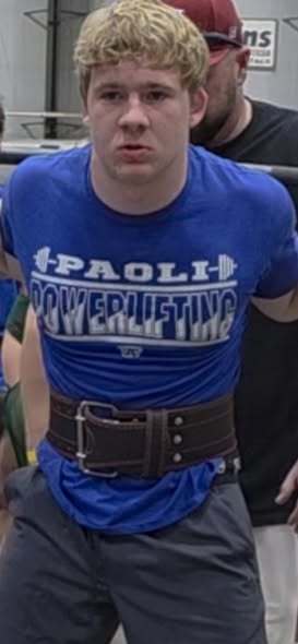 student weightlifting